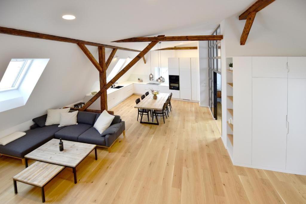 Apartman 1901 Trencin Exterior photo